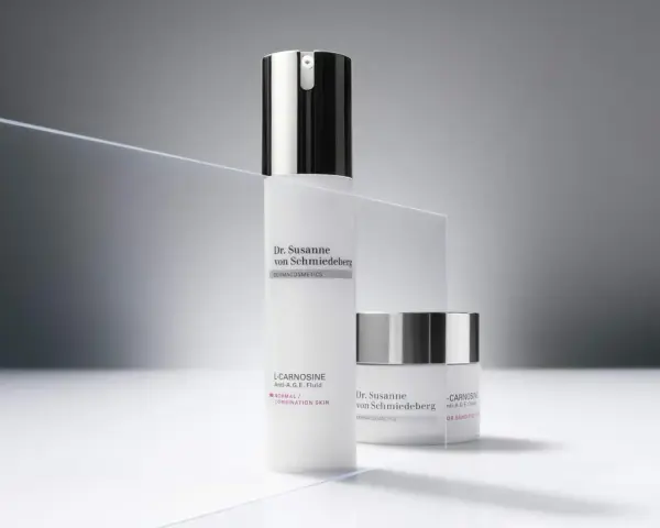 Dr. Susanne von Schmiedeberg Anti-A.G.E. Fluid und Cream. Die carnosin wirkung für normale und sensible Haut.