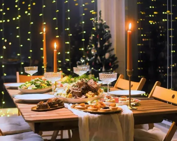 Ile kosztuje catering na wigilię? Ceny, które mogą Cię zaskoczyć