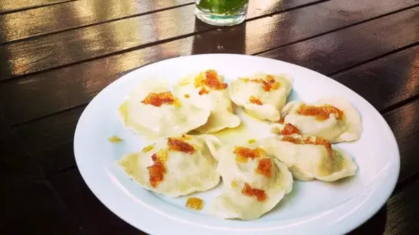 Gdzie zjeść w Żywcu? Odkryj najlepsze restauracje i lokale