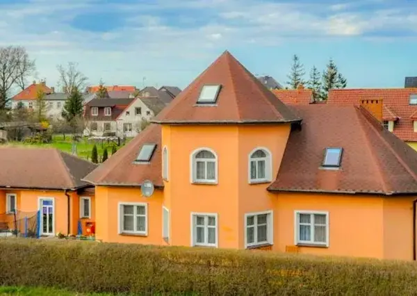 Letni Dworek Sarbinowo: Idealne rodzinne wakacje nad morzem?