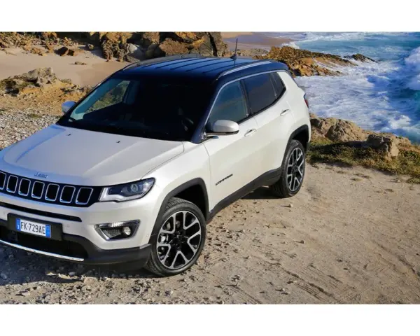 Jeep Compass czy warto kupić? Odkryj zalety i wady tego SUV-a