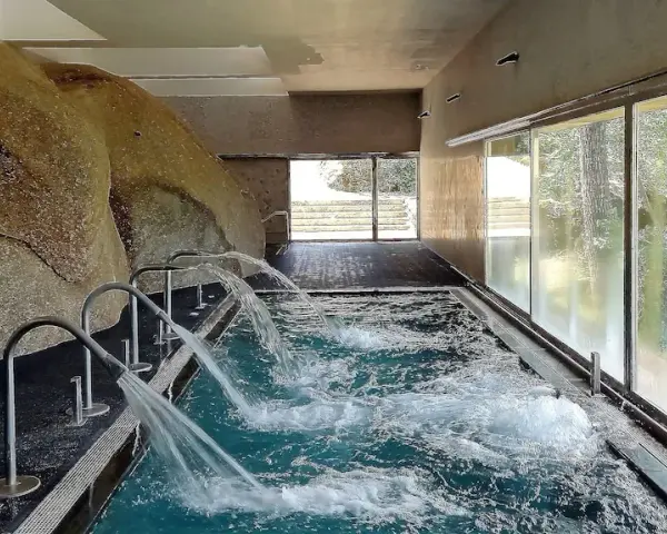 Balneario Retortillo: Aguas termales y bienestar. ¿Tu próxima escapada?
