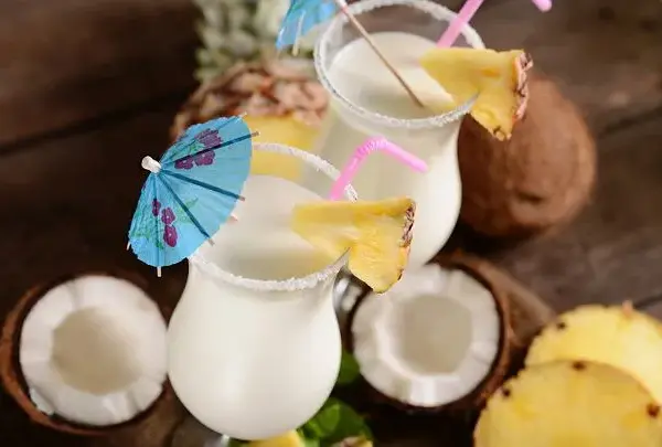 Najlepsze drinki z mlekiem: pyszne przepisy na każdą okazję