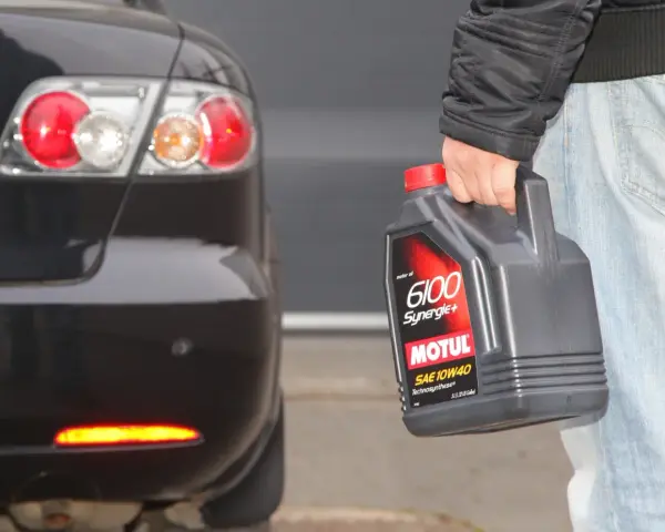 Dobierz olej Motul: Przewodnik krok po kroku | Oficjalne narzędzie