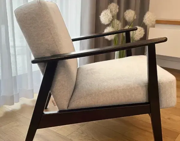 Fotel retro PRL - elegancki styl i komfort, które musisz poznać