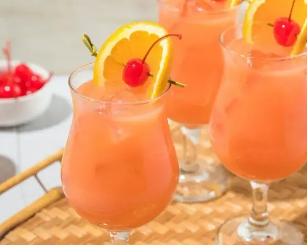Drinki z rumem i grenadyną: Przepisy i sekrety barmana