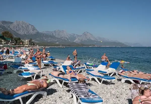 Czy w Turcji można wychodzić z hotelu? Sprawdź aktualne zasady i bezpieczeństwo