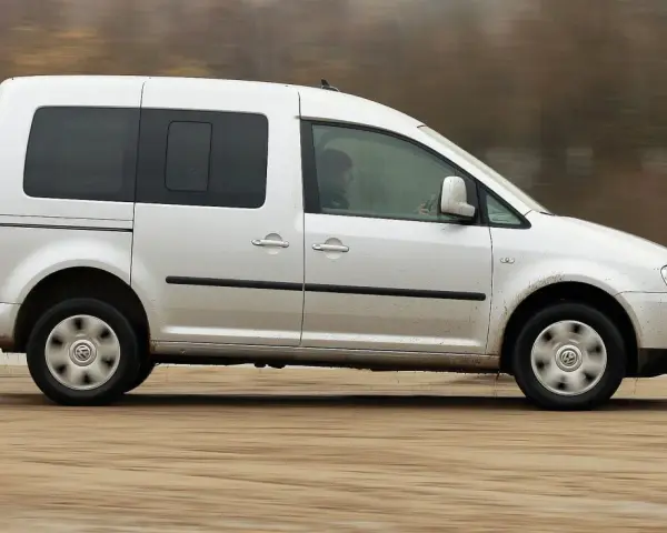 VW Caddy III: Jaki silnik wybrać? Ekspert radzi, by nie żałować!