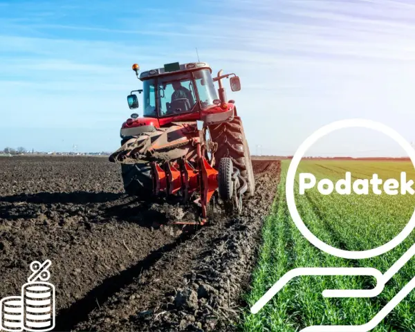 Czerwony traktor orze pole, symbolizując dzierżawę ziemi rolnej i związane z nią podatki.