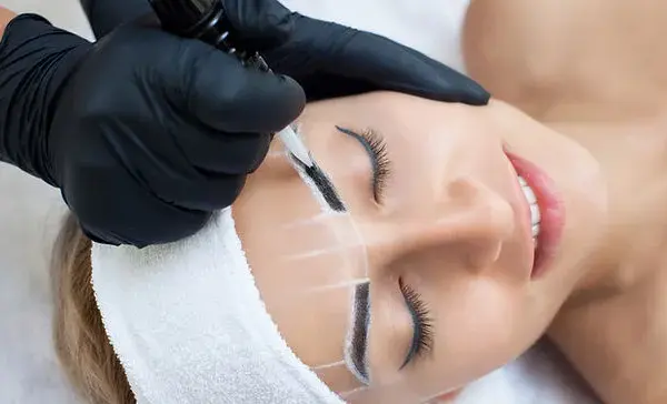 Permanent Make-up Leipzig: Finde die besten Salons und Preise