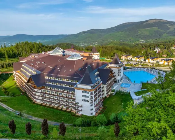 Ile kosztuje nocleg w hotelu Gołębiewski? Sprawdź ceny i oferty