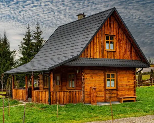 Bieszczady: Nocleg idealny? Przewodnik po lokalizacjach i typach