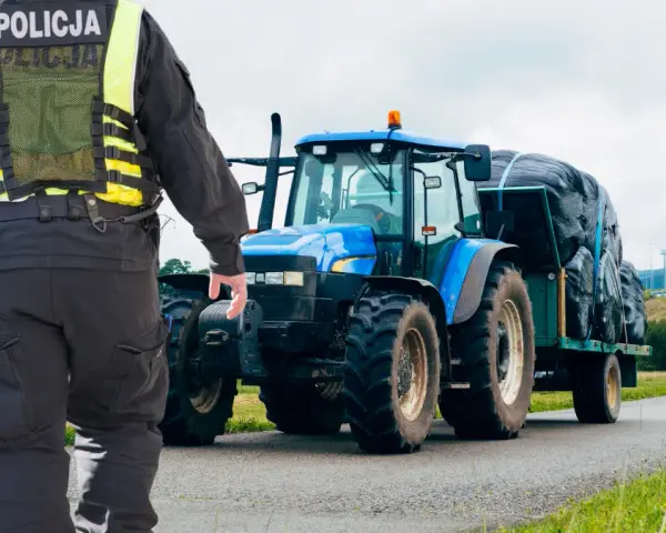 Ciągnik rolniczy: Ile km/h na drodze? Znam przepisy!