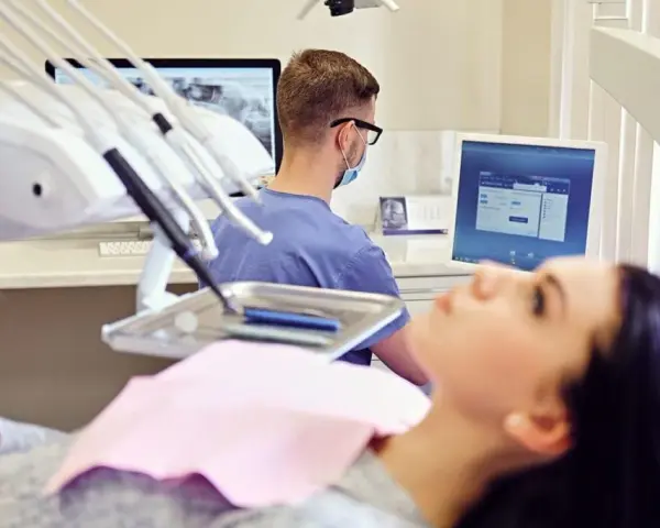 Zwolnienie L4 od dentysty: Kiedy przysługuje i co musisz wiedzieć?