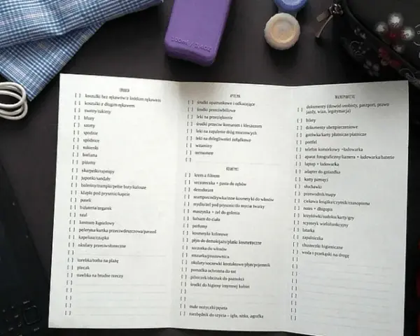 Co na wakacje z dzieckiem? Kompletna lista do spakowania i porady!