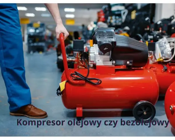 Czerwony kompresor olejowy czy bezolejowy? Mężczyzna w niebieskich spodniach przygotowuje się do pracy z tym urządzeniem.