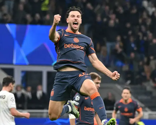 Piłkarz świętuje bramkę w meczu Atalanta – Napoli.