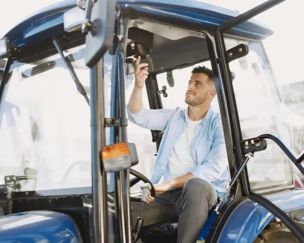 Jaki ciągnik do 60 tys. zł? Poradnik eksperta: TOP modele i na co uważać