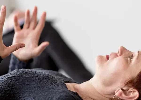 Padaczka objawy psychiczne: jak wpływają na codzienne życie?