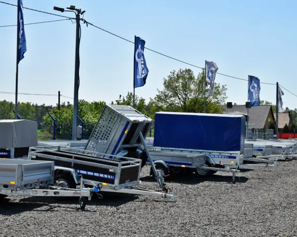 Blyss: Producent przyczep czy marka Castoramy? Rozwiej wątpliwości!