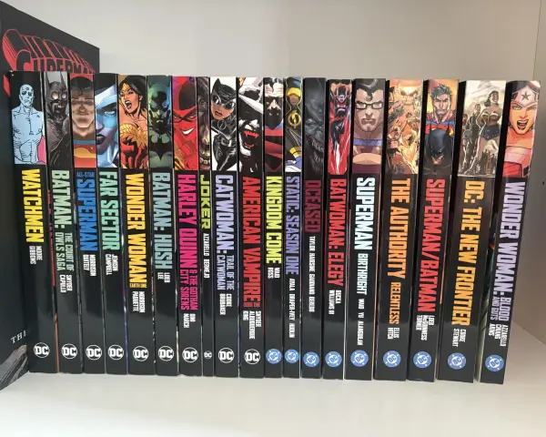 Kolekcja komiksów DC, od "Watchmen" po "Wonder Woman". Idealna do nauki, jak czytać komiksy, z bogactwem historii i postaci.