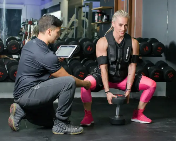 CrossFit czy siłownia? Rozwiej wątpliwości i wybierz mądrze