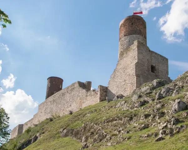 Góry Świętokrzyskie: Przewodnik po atrakcjach, szlakach i zabytkach