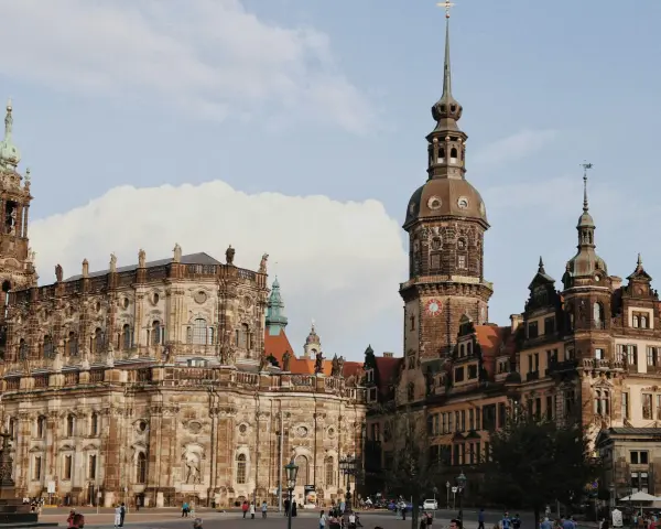 Drezno: Bezpieczne miasto? Poradnik dla turystów z Polski