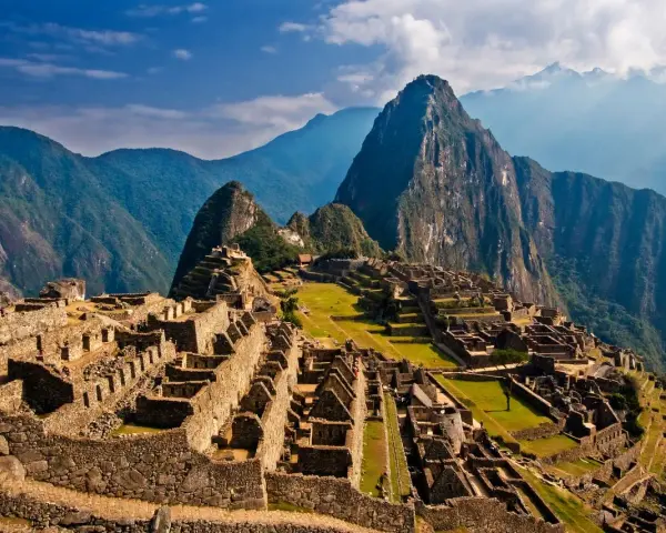 Kto zamieszkiwał tereny obecnego Peru? Niezwykłe cywilizacje przed Inkami