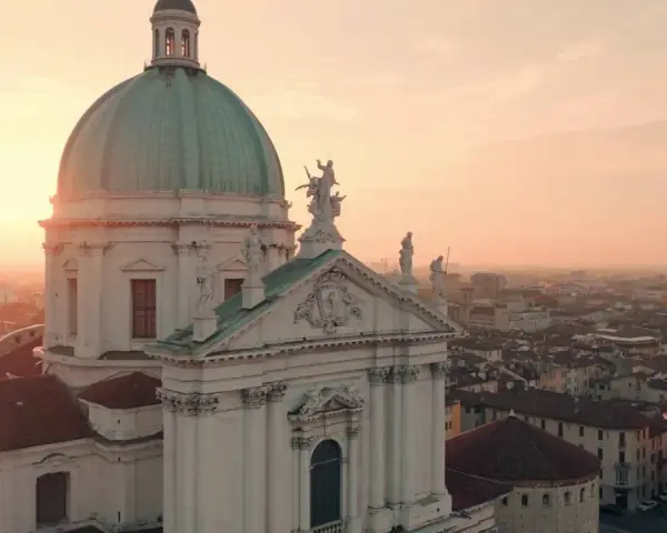 Sapori di Brescia: Cosa Mangiare e Dove Gustarlo | Guida Completa
