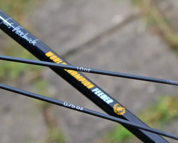 Jens Koschnick's "World Champion Feeder" Rute mit Spitzen von 1.0 oz und 0.75 oz. Eine gute feeder schnur empfehlung für präzise Würfe.