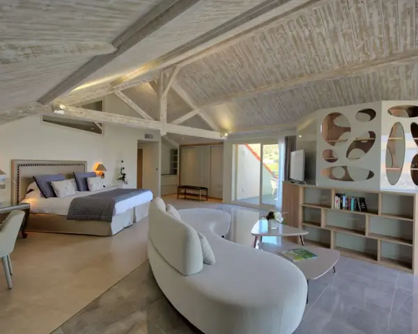 Hotel Best Western w L'Île-Rousse - Komfort i atrakcyjne ceny blisko plaży