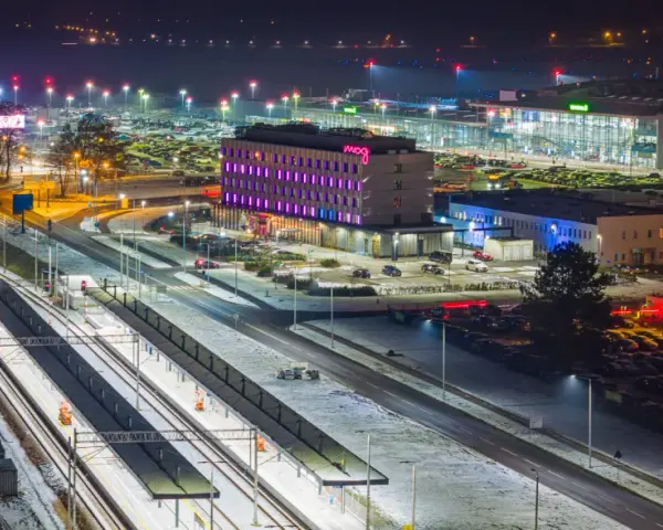 Dojazd na lotnisko Pyrzowice z Katowic: Gdzie odjeżdża Twój transport?
