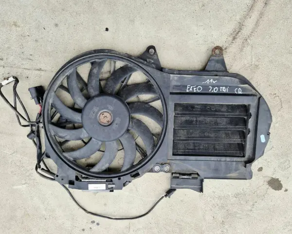 Uszkodzony sterownik wentylatorów Audi A4 B6. Objawy mogą być różne, np. przegrzewanie silnika.