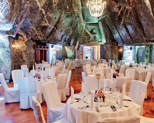 Gdzie zjeść w Wieliczce? Od tradycji po Grand Sal pod ziemią