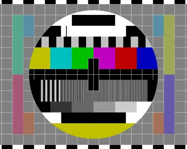 Testowy obrazek telewizyjny. Brak sygnału telewizji naziemnej dzisiaj, więc oglądamy tylko kolory i paski.