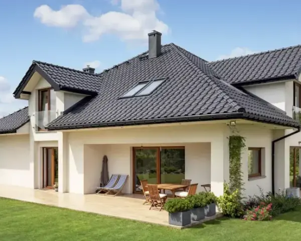 Ile dachówek Braas na m2? Poznaj różnice między modelami i oszczędzaj