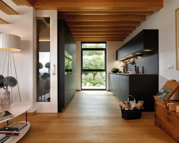 Cocinas rústicas modernas con encanto, combinando madera y diseño minimalista.