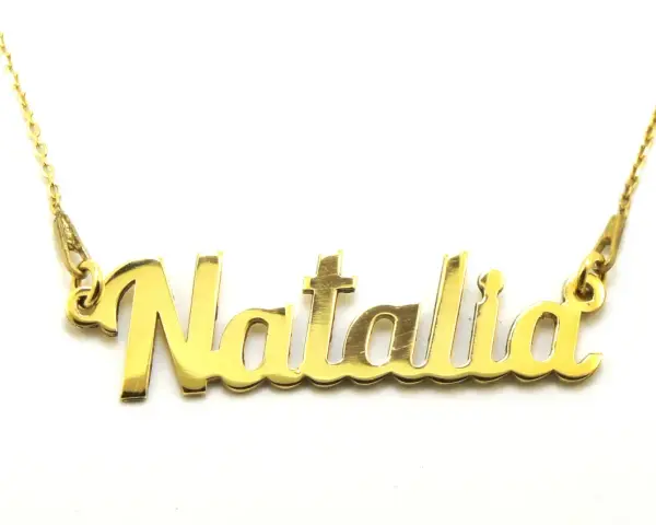 Złoty naszyjnik z imieniem Natalia.