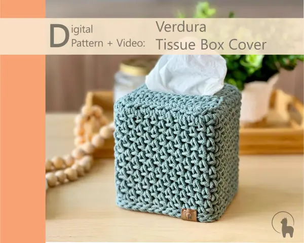 Tuto pour réaliser une boîte à mouchoirs carrée en tissu crocheté. Un accessoire déco fait main.