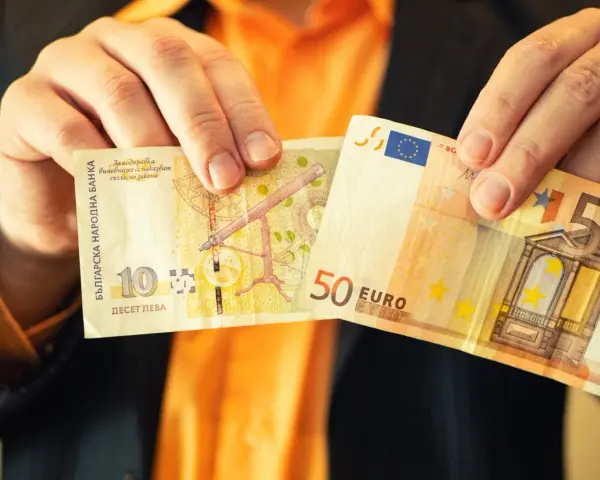 Waluta w Bułgarii 2026: Euro! Jak płacić, by nie przepłacić?
