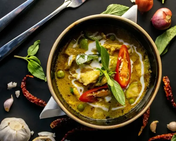Czy curry jest zdrowe? Poznaj fakty i unikaj pułapek!