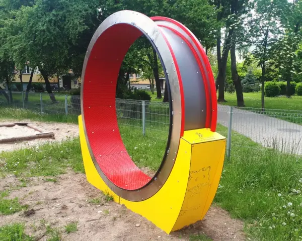 Ile kosztuje karuzela na plac zabaw? Ceny, porównania i modele