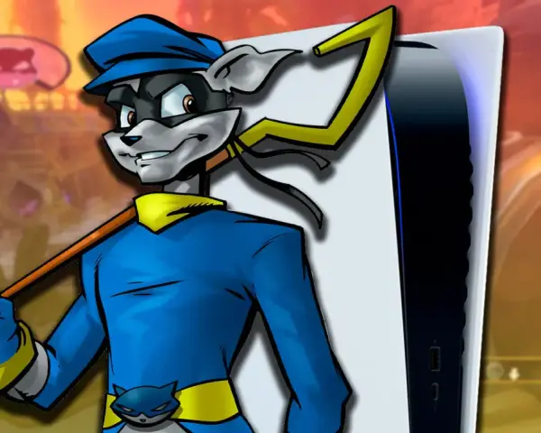 Sly Cooper 5, el astuto zorro ladrón, posa con su bastón junto a una consola PS5.