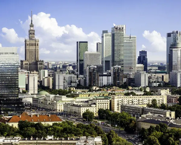 Ile metrów ma najwyższy budynek w Polsce? Zaskakujące fakty o Varso Tower