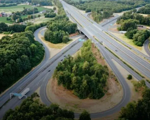 Najdłuższa autostrada w Niemczech: A7 i jej fascynujące trasy