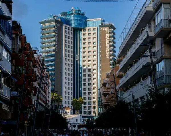 Hotel Madeira Benidorm: comodidad y cercanía a las mejores atracciones