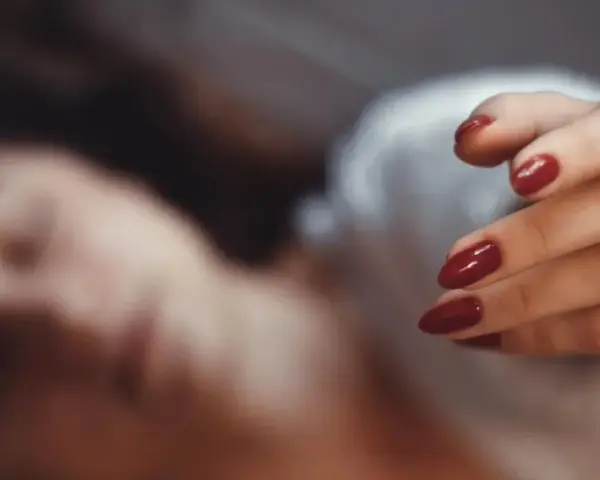Vitamine für starke Nägel: So stärken Sie Ihre Nägel effektiv