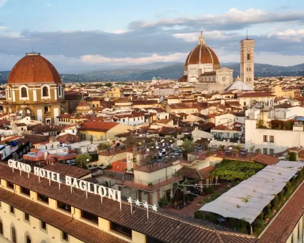 Grand Hotel Baglioni Firenze: Lusso, Storia e Vista Panoramica