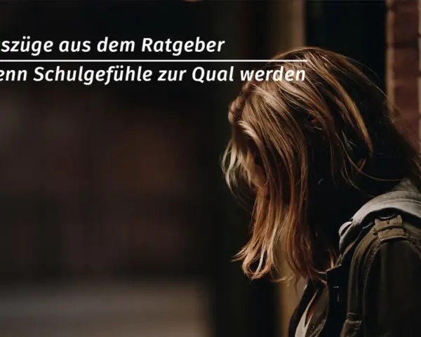 Ein Mädchen mit nach unten geneigtem Kopf, das zeigt, wie man mit Schuldgefühlen umgeht, wenn sie zur Qual werden.